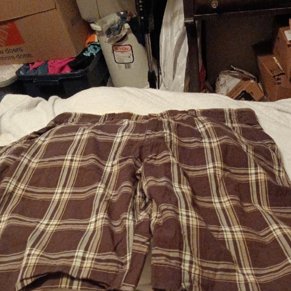 Men Brown Plaid Shorts Size 38 By Colorado